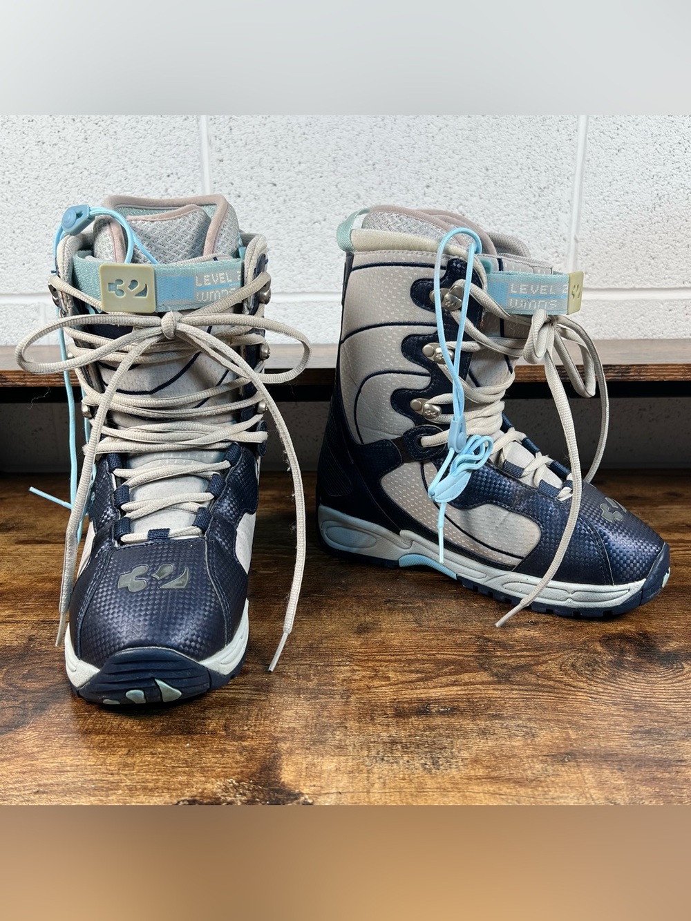 Thirtytwo Snowboard Boots women's 9